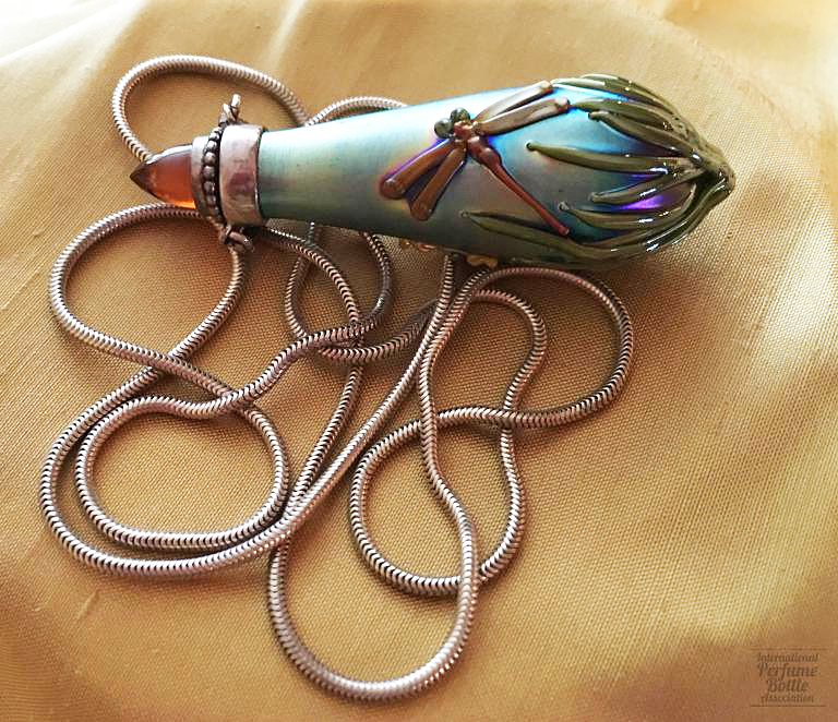 Gilvey Art Glass Pendant Bottle