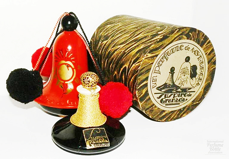 "Suspiro de Granada" by Myrurgia