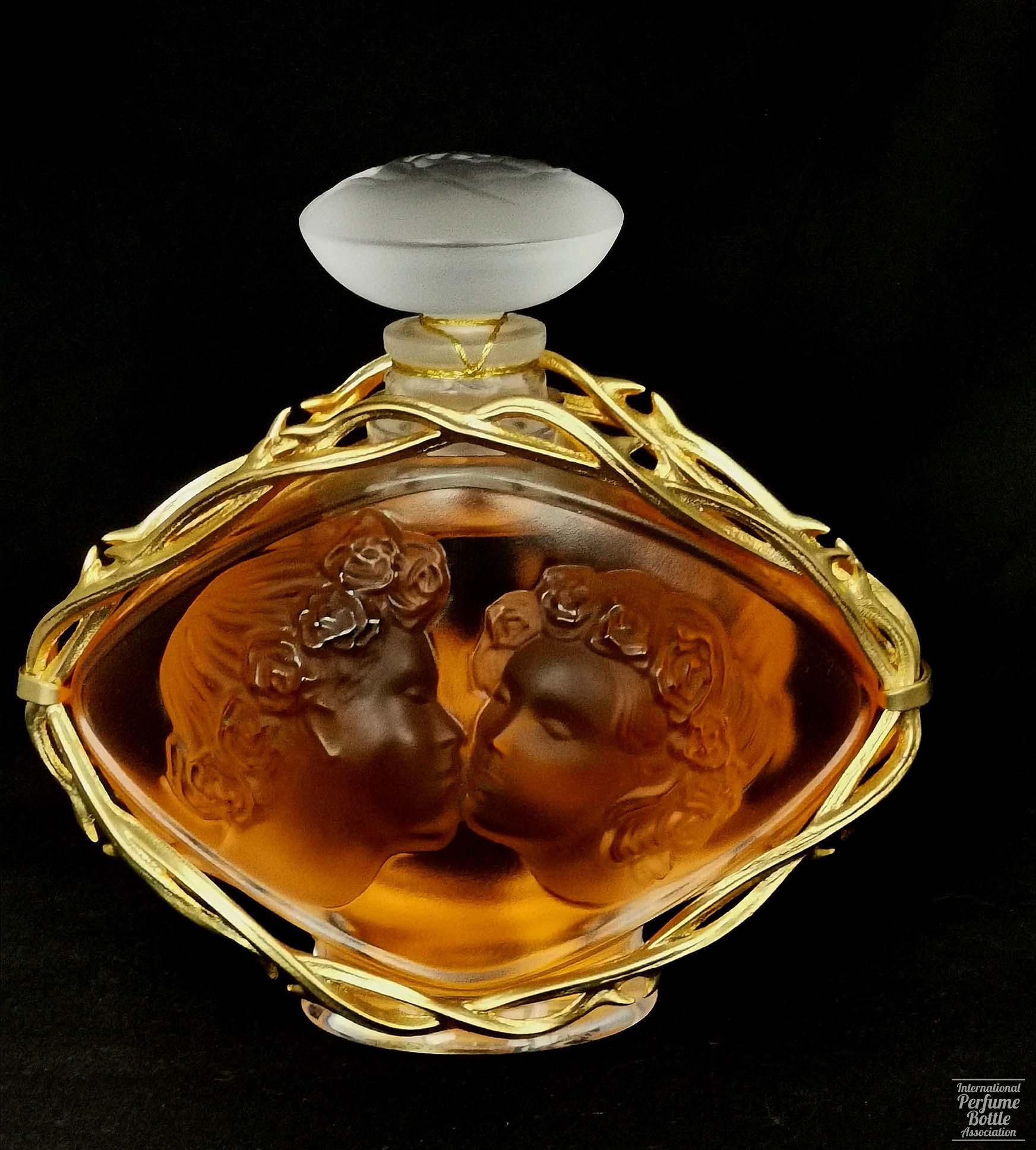 "Le Baiser" by Lalique