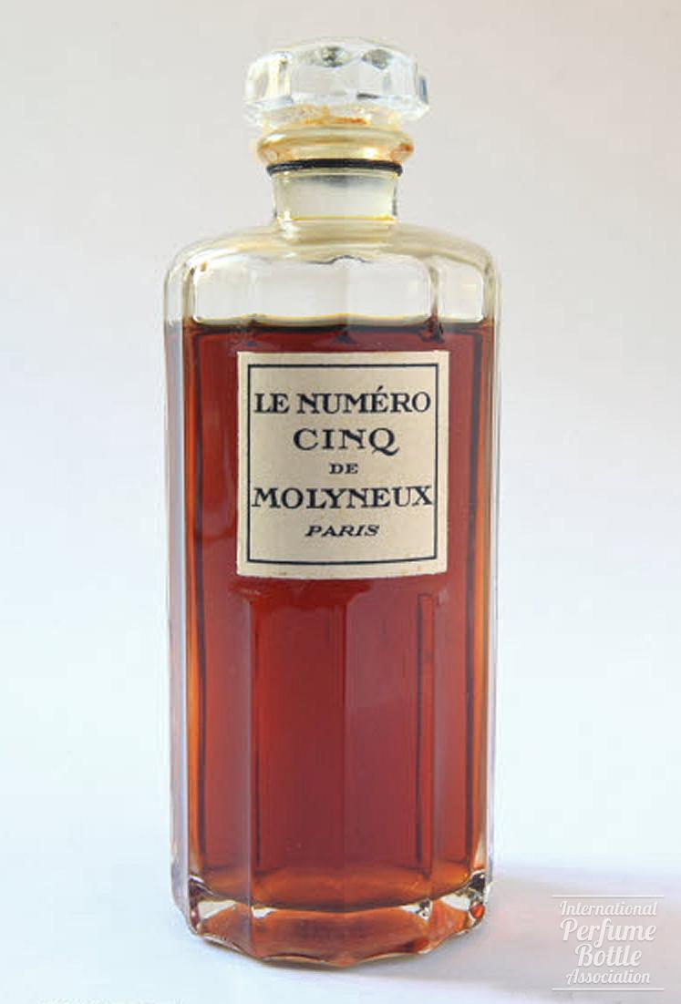 "Le Numéro Cinq" by Molyneux