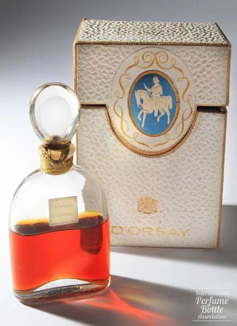 "Trophée" by D'Orsay