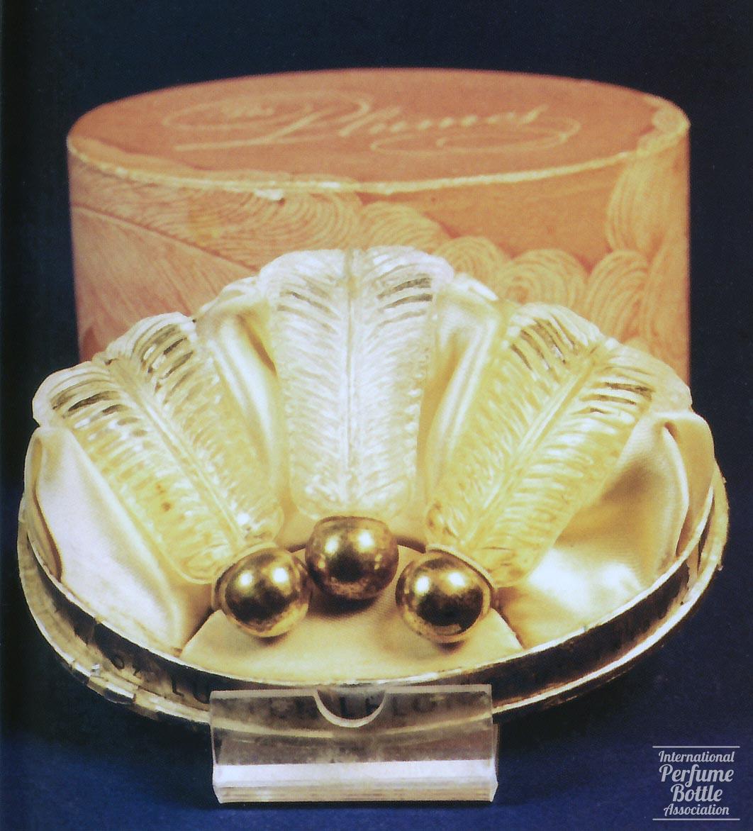 "Les Plumes" Trio Presentation by Lucien Lelong