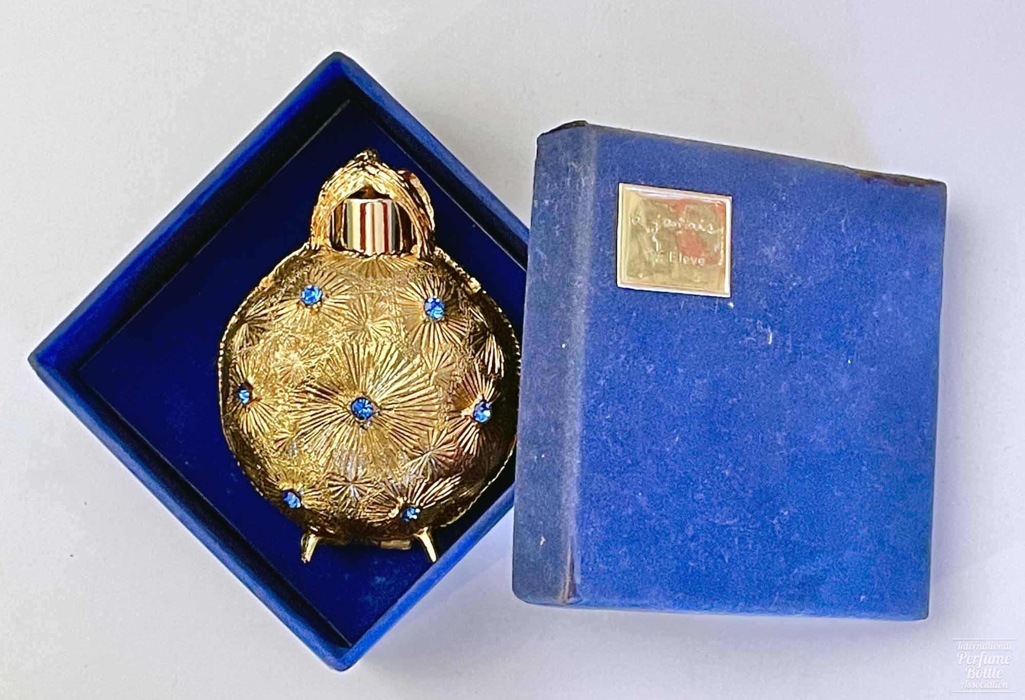 "Á J'amais" by Élevé